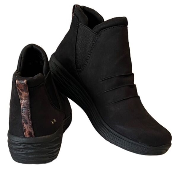 Ryka Black Niah Animal Water Repellent Slip On Wedge Ankle Boots Size 7.5 NIB - Picture 1 of 10